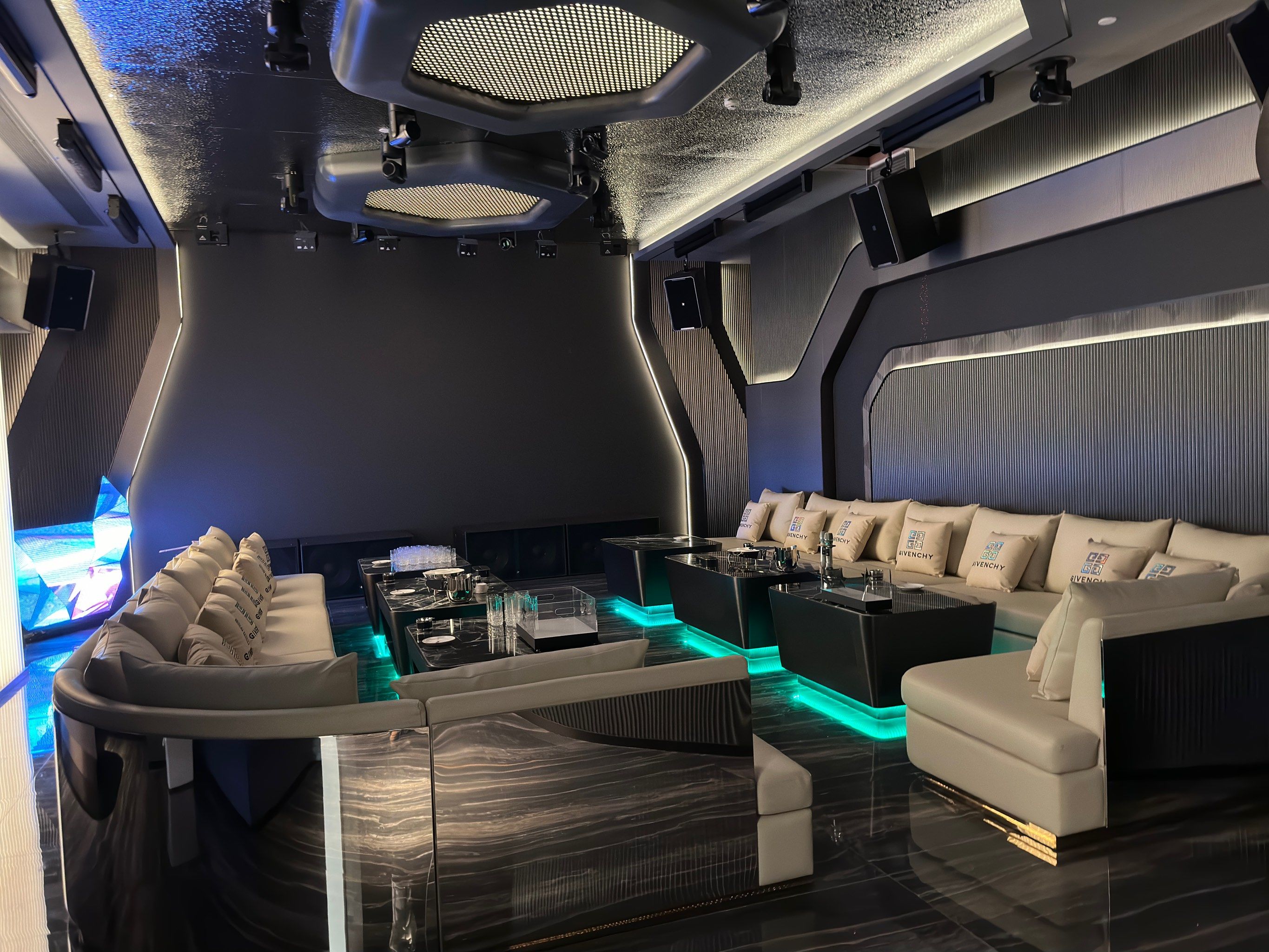 保定商务ktv是什么意思-安新县ktv预定